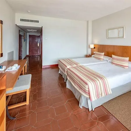 De (adults Only) Otel 4*