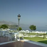 De (adults Only) نيرخا