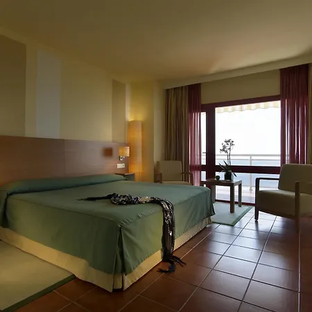 De (adults Only) Hotel 4*