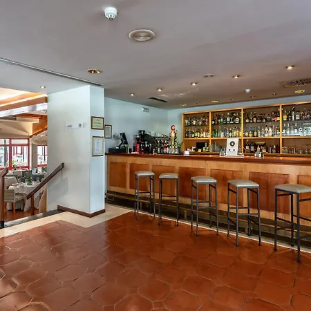 De (adults Only) Hotel 4*