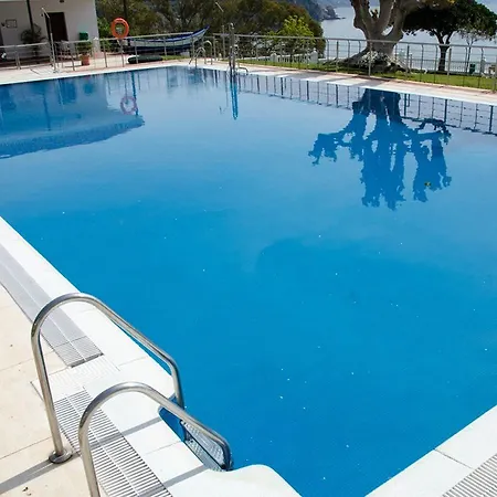 De (adults Only) 4*