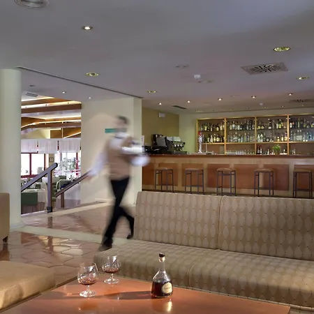 De (adults Only) Hotel 4*