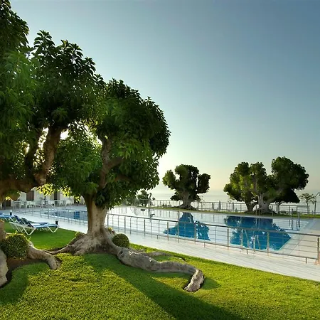 호텔 파라도르 드 네르하