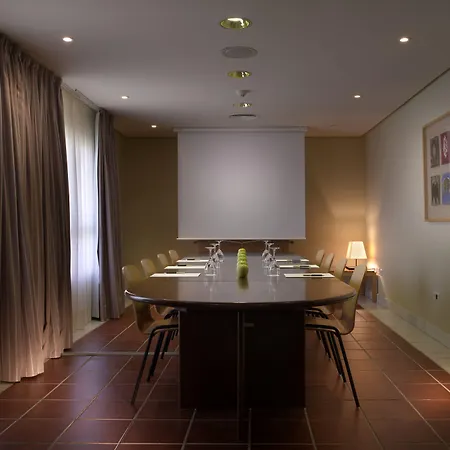 מלון De (adults Only)